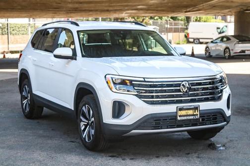 2025 Volkswagen Atlas 2.0T SE