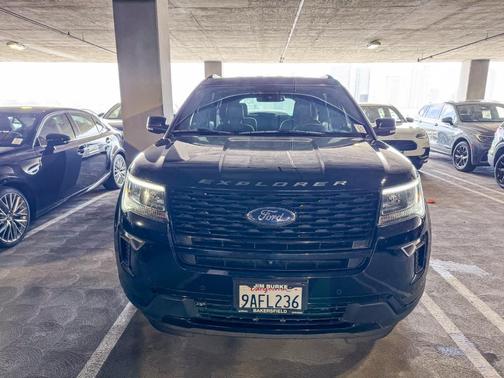 2018 Ford Explorer sport