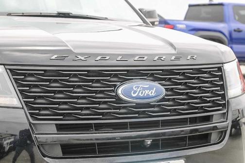 2018 Ford Explorer sport