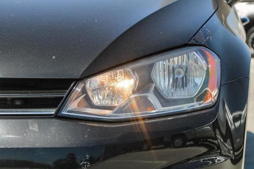2015 Volkswagen Golf TSI S