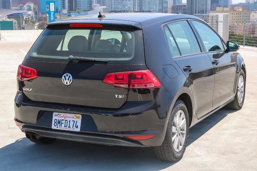 2015 Volkswagen Golf TSI S