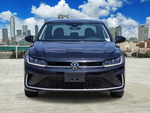 Deep Black Pearl Effect 2025 Volkswagen Jetta 1.5T SE
