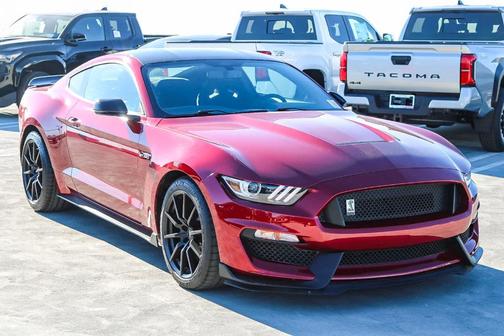 2017 Ford Shelby GT350 Base