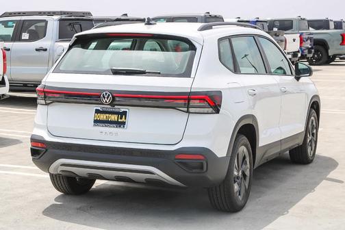 2025 Volkswagen Taos 1.5T S