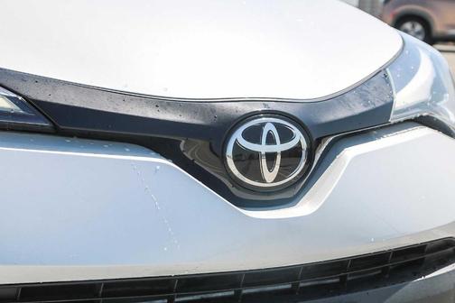 2022 Toyota C-HR Nightshade