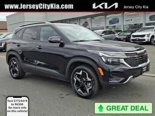 Fusion Black 2025 Kia Seltos S SUV