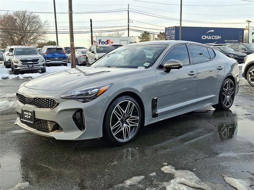 2023 Kia Stinger GT2