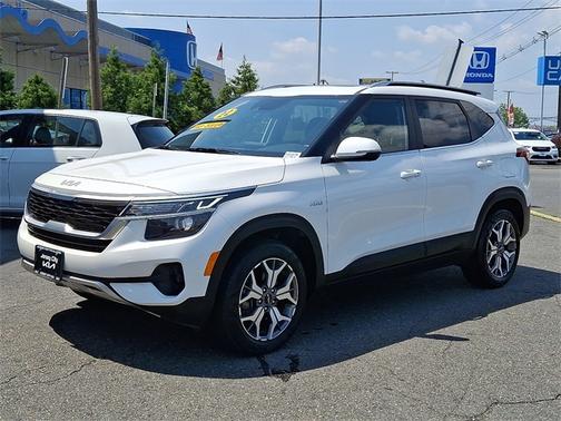2022 Kia Seltos EX