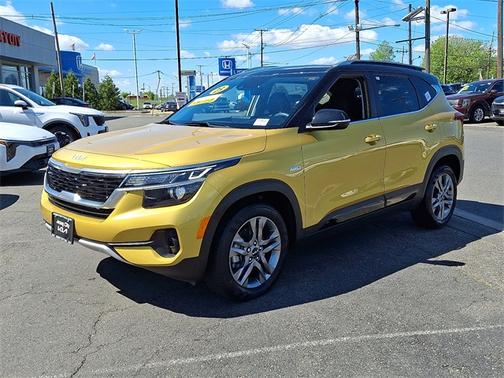 2023 Kia Seltos S