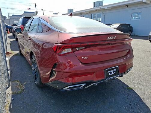 2022 Kia K5 GT-Line