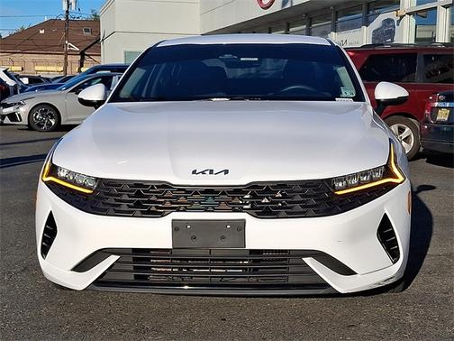 2022 Kia K5 LXS
