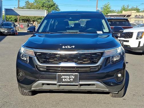 2022 Kia Seltos EX