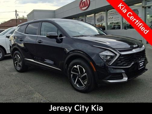 Black 2023 Kia Sportage Hybrid LX