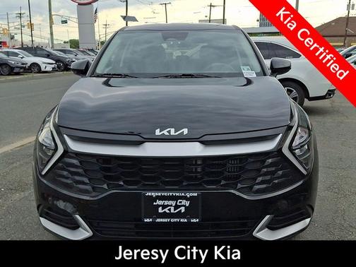 Black 2023 Kia Sportage Hybrid LX