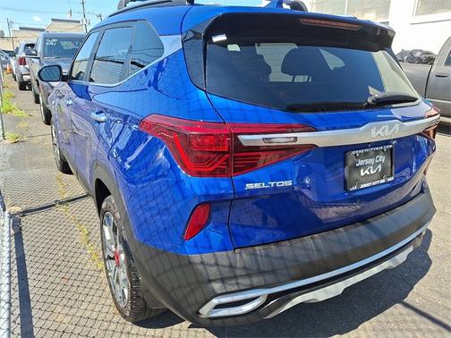 2023 Kia Seltos SX