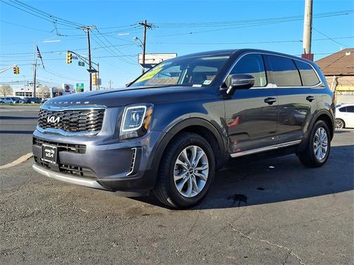 2022 Kia Telluride LX