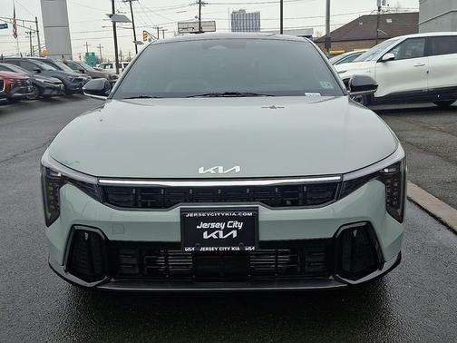 2025 Kia K4 GT-Line Turbo