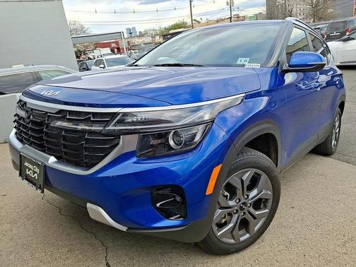 Neptune Blue 2024 Kia Seltos S