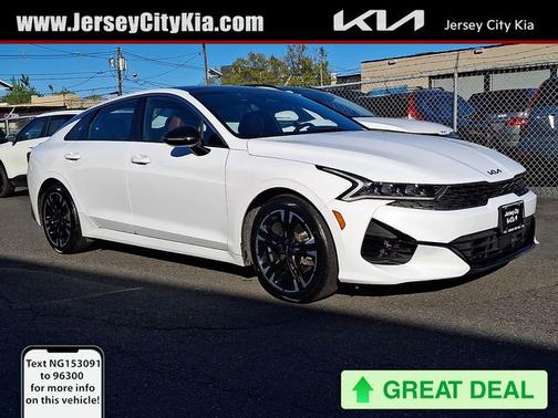 White Pearl 2022 Kia K5 GT-Line