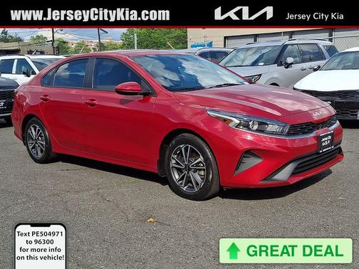 Currant Red 2023 Kia Forte LXS