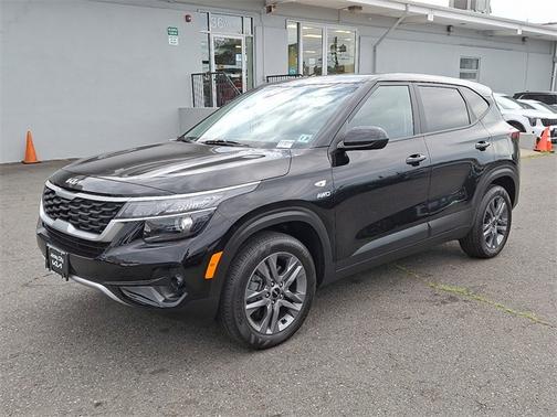 2023 Kia Seltos LX