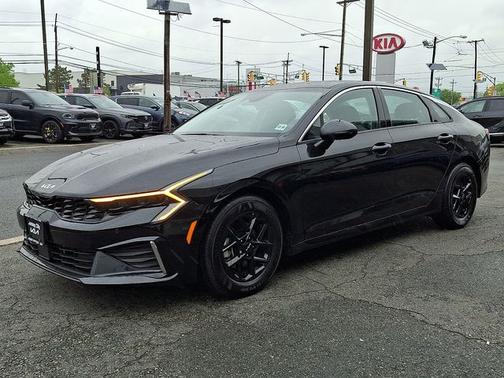 Aurora Black 2025 Kia K5 LXS