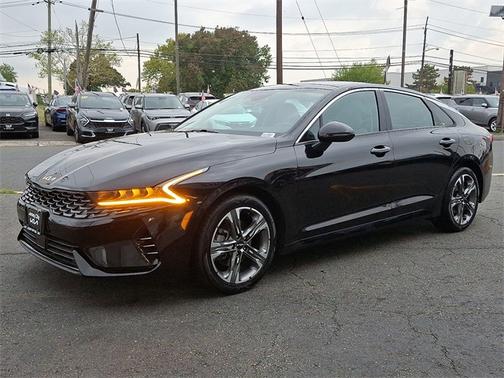 2022 Kia K5 EX