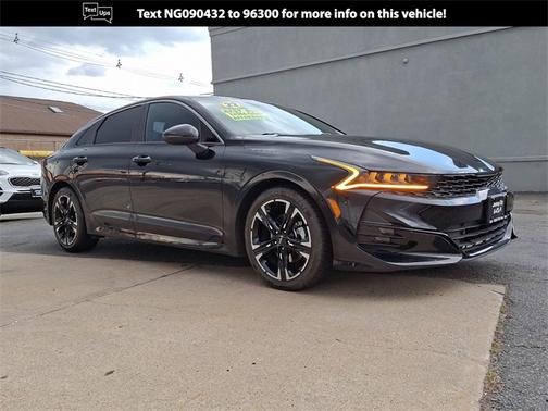 2022 Kia K5 GT-Line