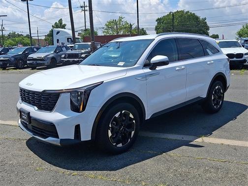 2024 Kia Sorento S