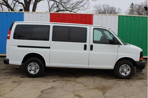 2017 Chevrolet Express 2500 Work Van