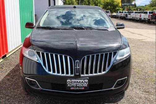 Tuxedo Black Metallic 2014 Lincoln MKX Base