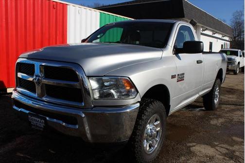 2018 RAM 2500 Tradesman Regular Cab 4x4 8' Box