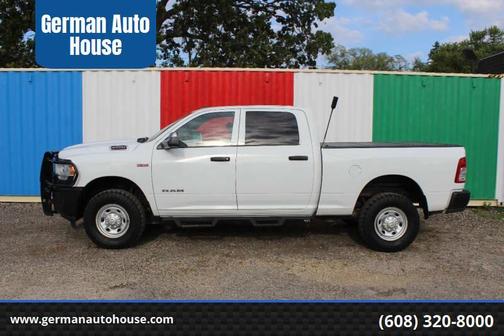 2021 RAM 2500 Tradesman Crew Cab 4x4 6'4' Box