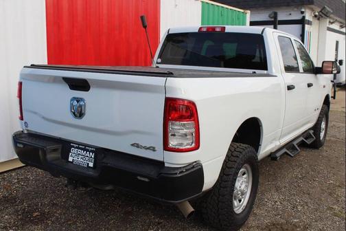 2021 RAM 2500 Tradesman Crew Cab 4x4 6'4' Box