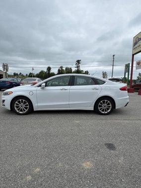 2020 Ford Fusion Plug-In Hybrid Titanium