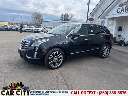 Black 2019 Cadillac XT5 Luxury