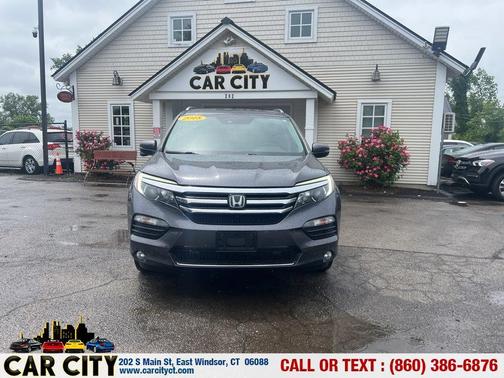 Gray 2018 Honda Pilot Touring