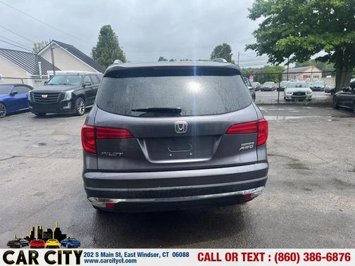 Gray 2018 Honda Pilot Touring