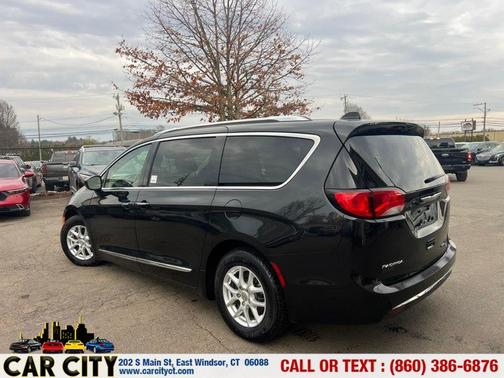 2020 Chrysler Pacifica Touring-L