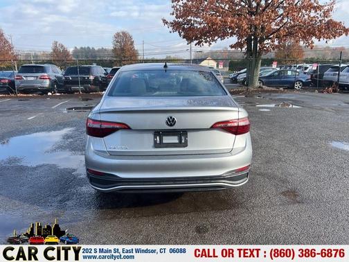 Gray 2023 Volkswagen Jetta 1.5T Sport