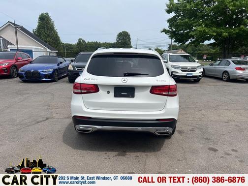 White 2016 Mercedes-Benz GLC-Class GLC 300 4MATIC