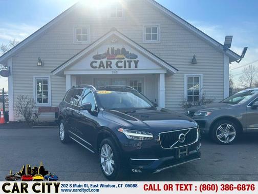 2016 Volvo XC90 T6 Momentum