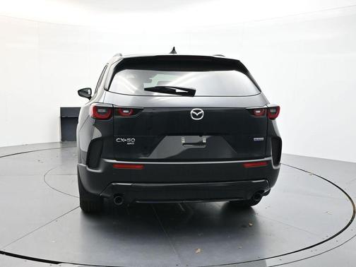 2026 Mazda CX-50 Premium
