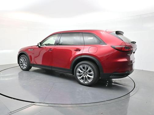 Soul Red Crystal Metallic 2026 Mazda CX-90 3.3 Turbo Preferred