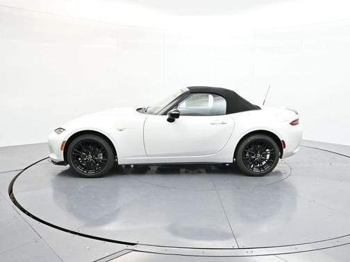 2025 Mazda MX-5 Miata Club