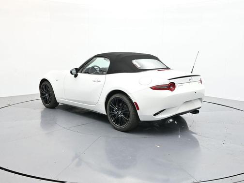 2025 Mazda MX-5 Miata Club