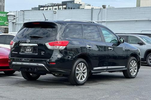 2015 Nissan Pathfinder SL