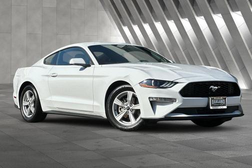 2022 Ford Mustang EcoBoost