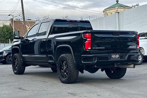 2024 Chevrolet Silverado 2500 High Country
