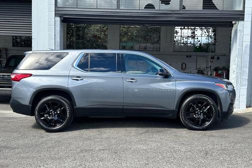 2021 Chevrolet Traverse LS